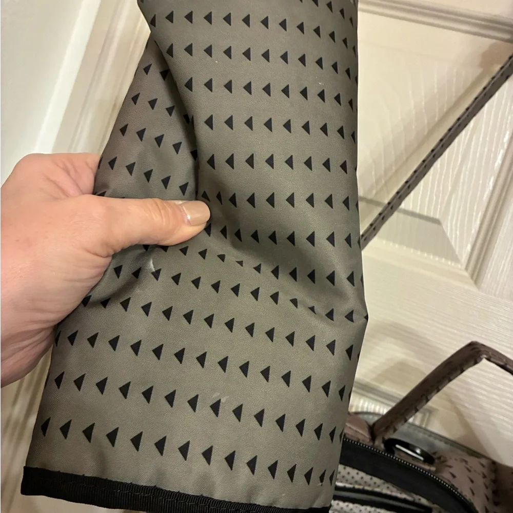Ju-Ju-Be‎ Gray Baby Bag